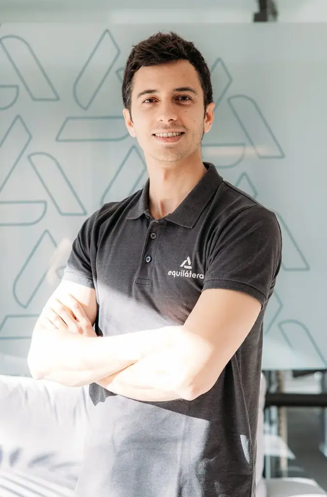 Javier Gutiérrez Martínez, fisioterapeuta en Centro Equilátera